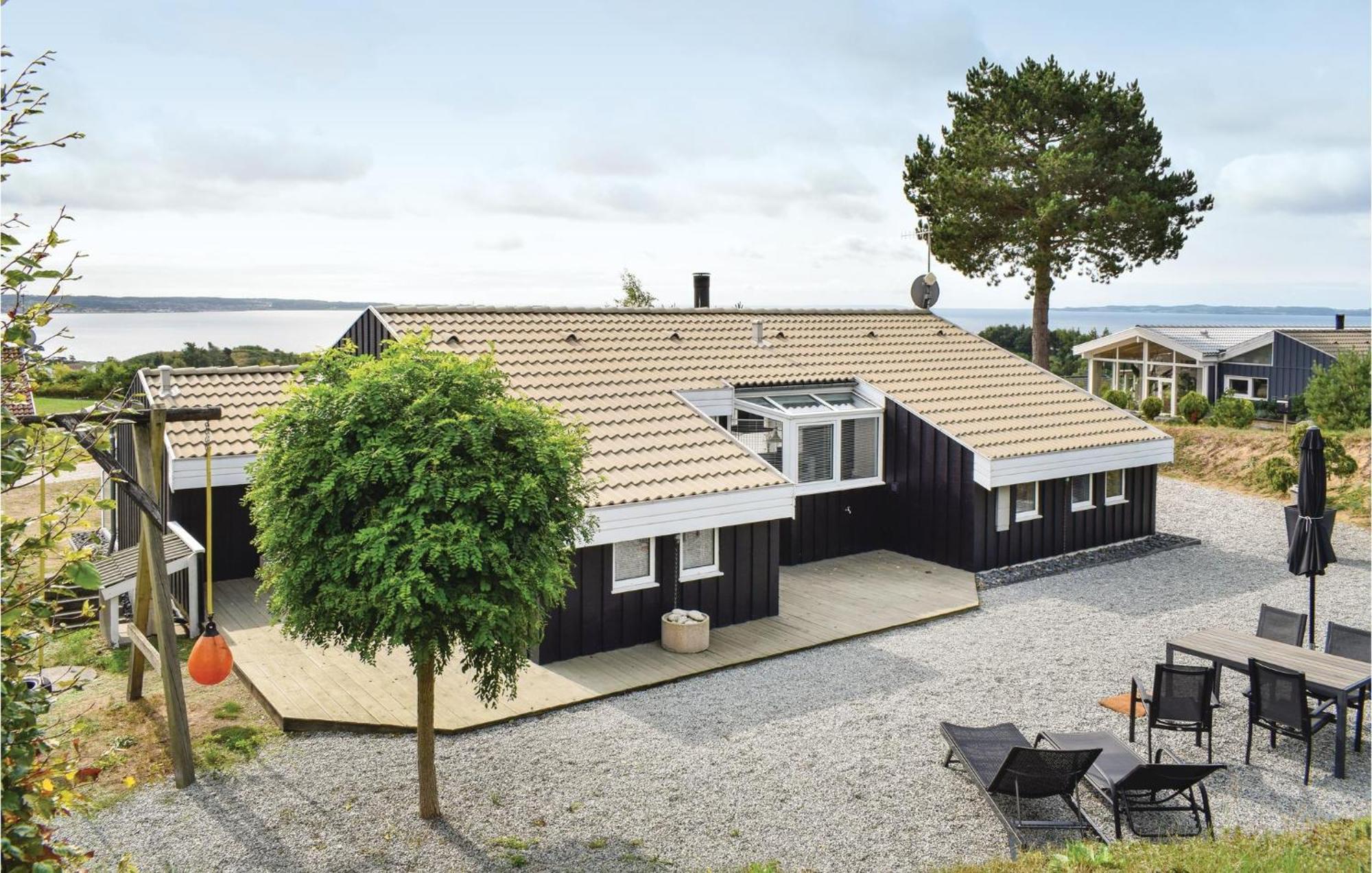 Amazing Home In Ebeltoft With Sauna エクステリア 写真