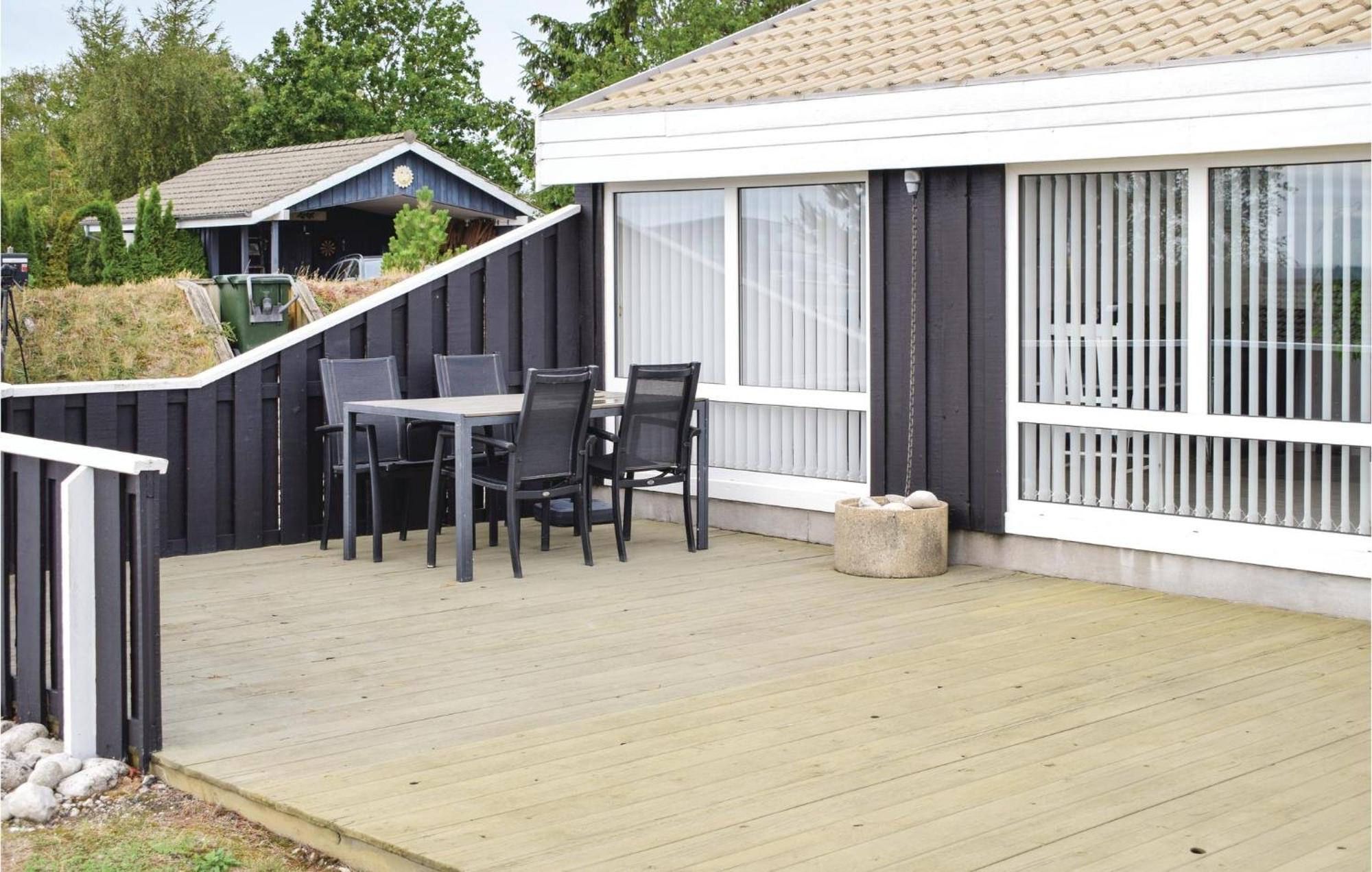 Amazing Home In Ebeltoft With Sauna エクステリア 写真