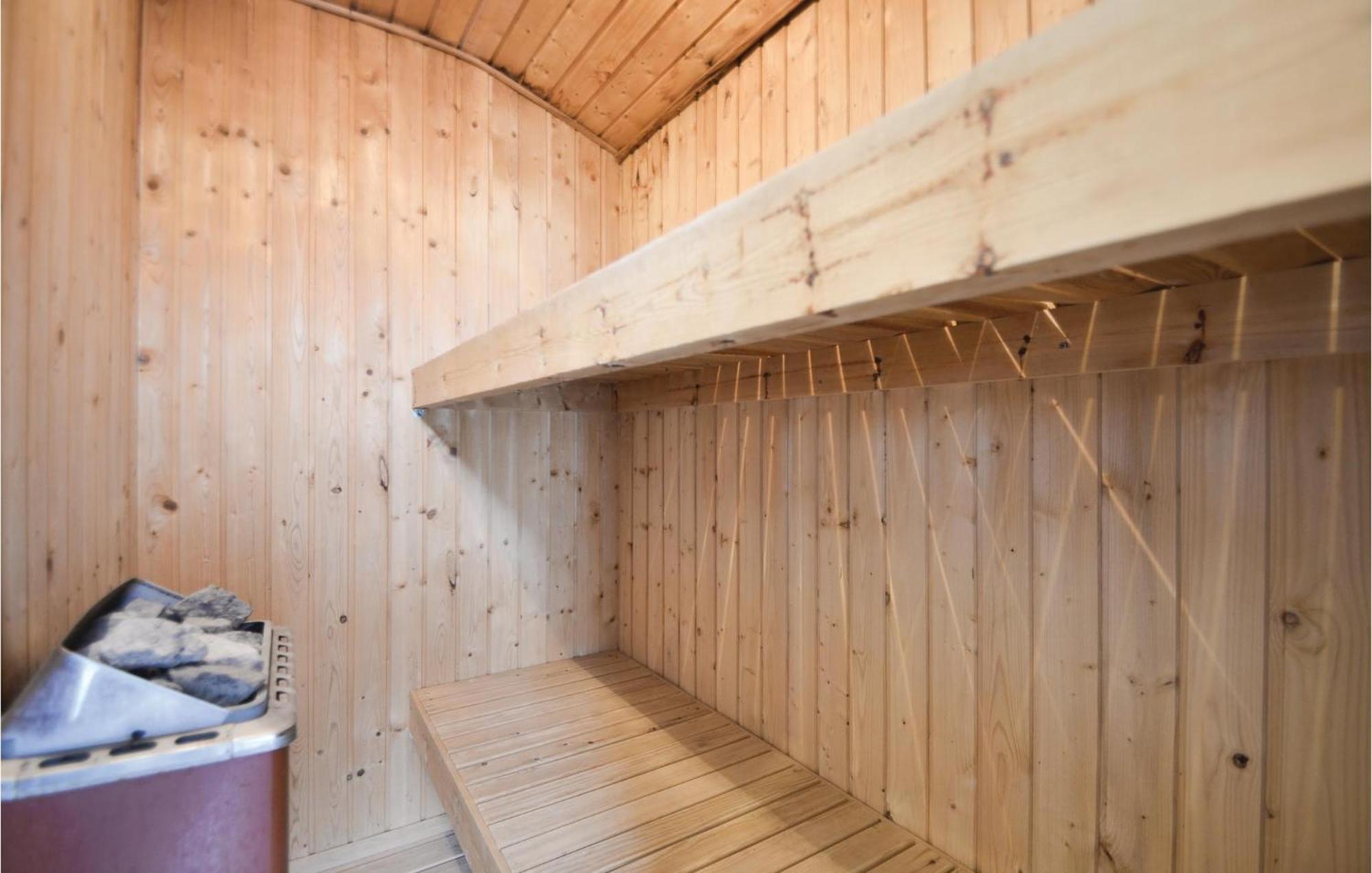 Amazing Home In Ebeltoft With Sauna エクステリア 写真